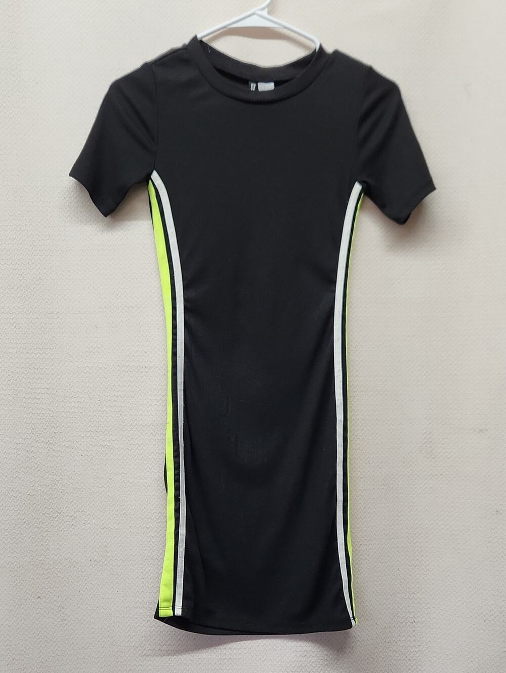 H&M Black Ribbed Crewneck Top